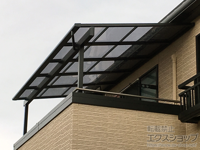 静岡県沼津市ののバルコニー・ベランダ屋根 スピーネ F型 屋根タイプ 単体 積雪〜20cm対応 施工例