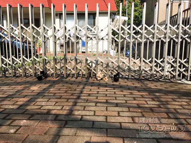 神奈川県横浜市ののカーゲート トリップゲート ペットガード型 ノンレール 片開き 37S 施工例