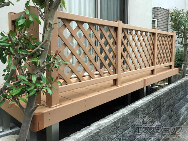 神奈川県横浜市ののウッドデッキ リウッドデッキ 200 施工例