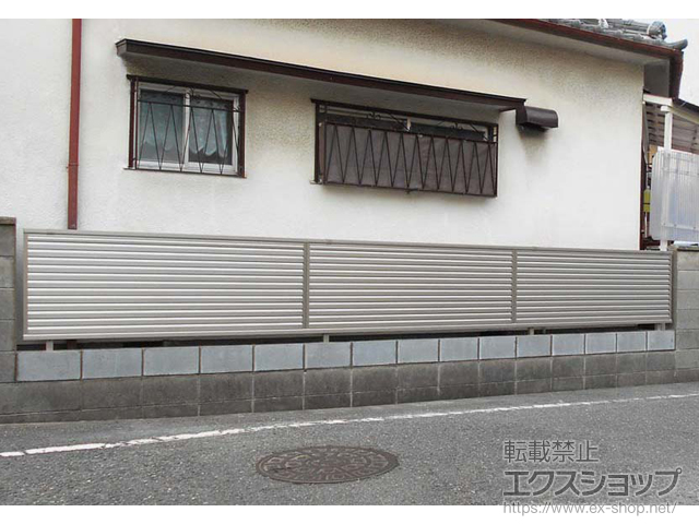 大阪府茨木市ののフェンス・柵 ミエーネフェンス 目隠しルーバータイプ 自由柱施工 施工例
