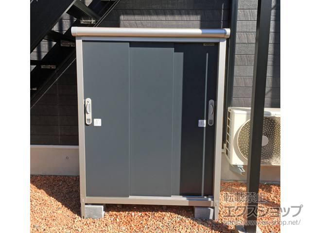 長野県上田市のの物置・屋外倉庫 エスモ 一般型 1200×650×1501（ESE-1206E） ESE-1206E-SM 施工例