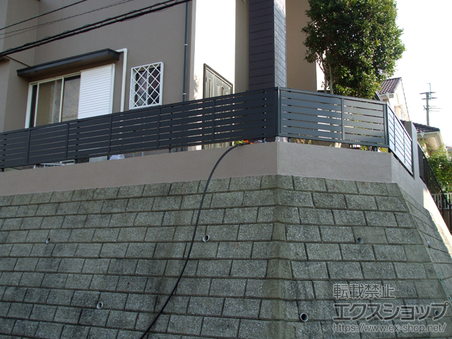 福岡県宗像市ののフェンス・柵 セレビューフェンス R3型　 自在柱式 施工例