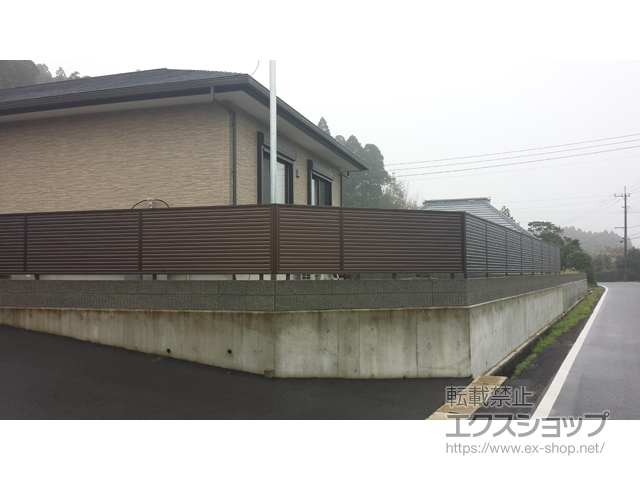 千葉県いすみ市ののフェンス・柵 ミエーネフェンス 目隠しルーバータイプ 自由柱施工 施工例