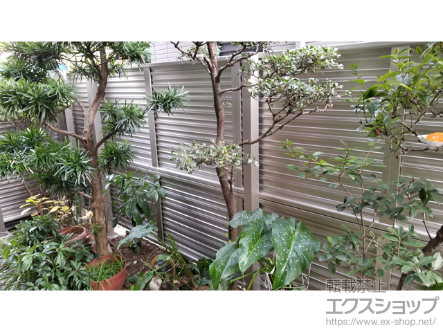 愛知県名古屋市ののフェンス・柵 シンプレオフェンス10型 縦格子32本 自由柱施工 施工例