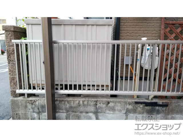 愛知県名古屋市ののフェンス・柵 ミエーネフェンス 目隠しルーバータイプ 2段支柱 自立建て用 施工例