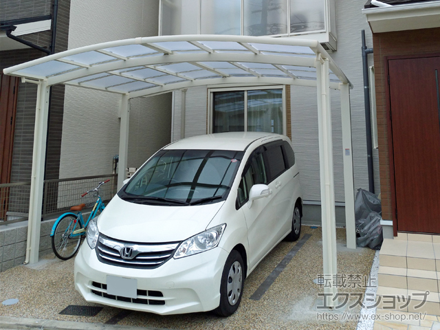 大阪府枚方市ののカーポート ネスカR (ラウンドスタイル) ワイド 積雪〜20cm対応 施工例