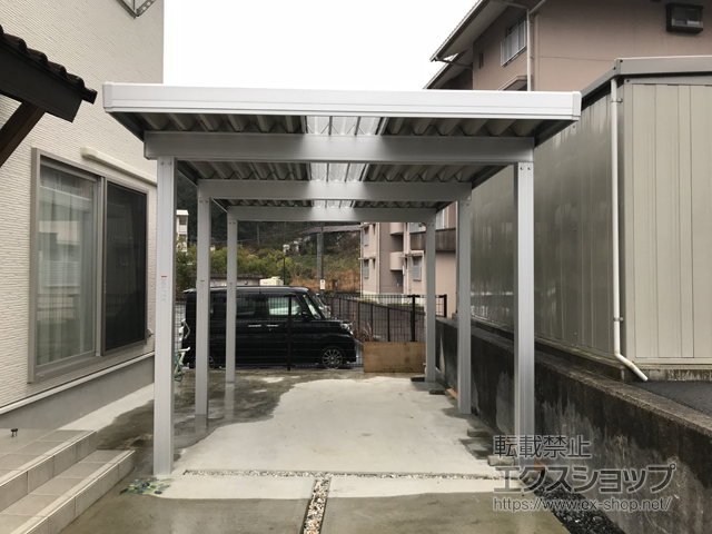 島根県邑智郡川本町のLIXIL リクシル（トステム）のカーポート テリオスポートIII 3000 角柱6本仕様 積雪〜100cm対応 施工例