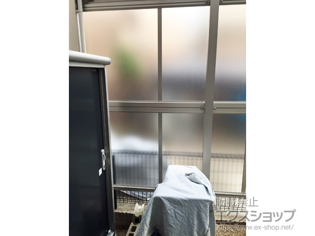 埼玉県新座市ののテラス屋根 ソラリア F型 テラスタイプ 連棟 積雪〜20cm対応 施工例