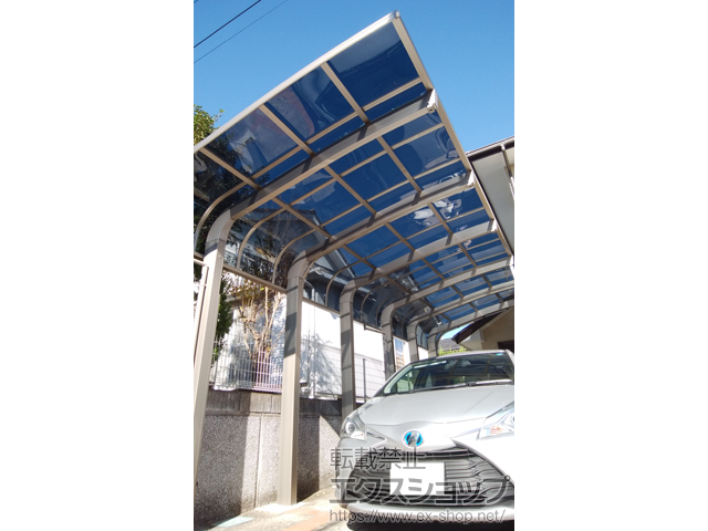 埼玉県日高市のLIXIL リクシル（トステム）のカーポート テールポートシグマIII 1500 縦連棟 積雪〜50cm対応 施工例