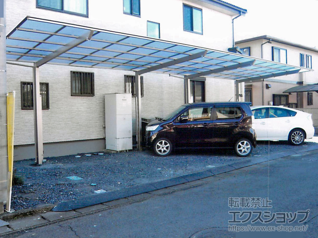 栃木県さくら市ののカーポート ネスカＦ (フラットスタイル) 縦連棟 耐雪風圧強化パッケージ 積雪〜30cm対応 施工例