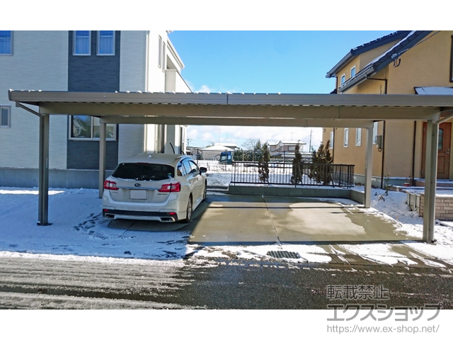 宮城県大崎市のLIXIL リクシル（トステム）のカーポート テリオスポートIII 1500 3台用 角柱4本柱 積雪〜50cm対応 施工例