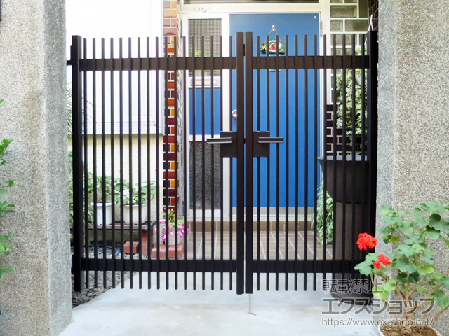 東京都大田区のの門扉 ハイ千峰 両開き　柱使用 施工例