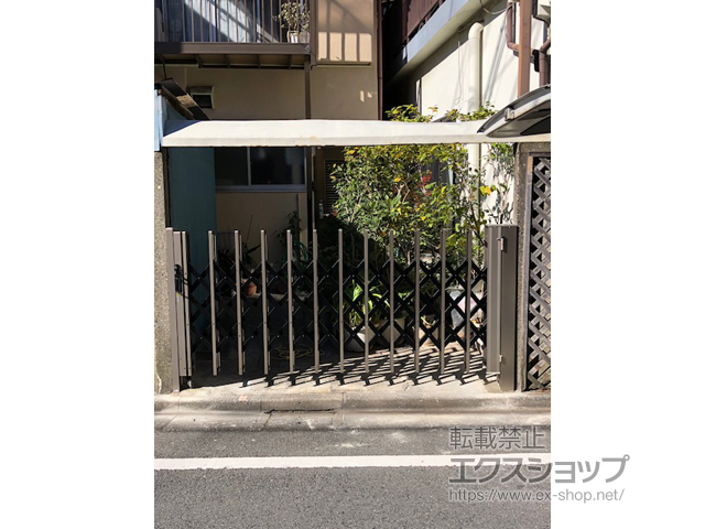 東京都大田区ののカーゲート トリップゲート SC型 先頭キャスター 片開き 28S 施工例