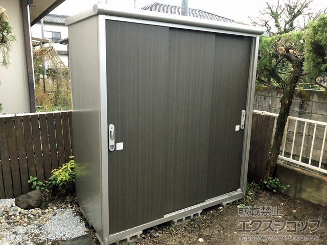 熊本県八代市のの物置・屋外倉庫 エスモ 一般型 1797×900×1959 ESE-1809A-DW 施工例