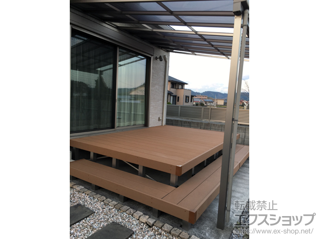 宮崎県西都市ののウッドデッキ リウッドデッキ 200＋段床セット 正面・片側面1段 施工例
