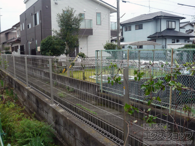 静岡県掛川市ののフェンス・柵 イーネットフェンス1F型 自由柱施工 施工例