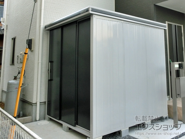 埼玉県白岡市のの物置・屋外倉庫 エルモ 一般型 2220×2220×2357（LMD-2222H） LMD-2222H-SM 施工例