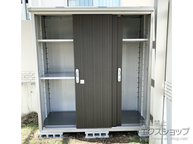 広島県広島市のの物置・屋外倉庫 エスモ 一般型 1797×750×1959 ESE-1807A-DW 施工例