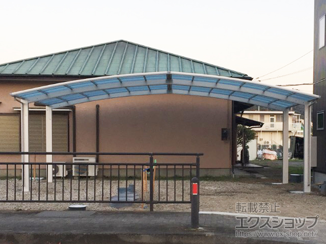 神奈川県足柄上郡大井町ののカーポート レイナトリプルポートグラン　積雪〜20cm対応 施工例