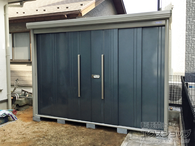 滋賀県東近江市のの物置・屋外倉庫 Mr.ストックマンダンディ 多雪型 結露減少型 2900×890×2110（ND-Z2908） ND-Z2908-J 施工例
