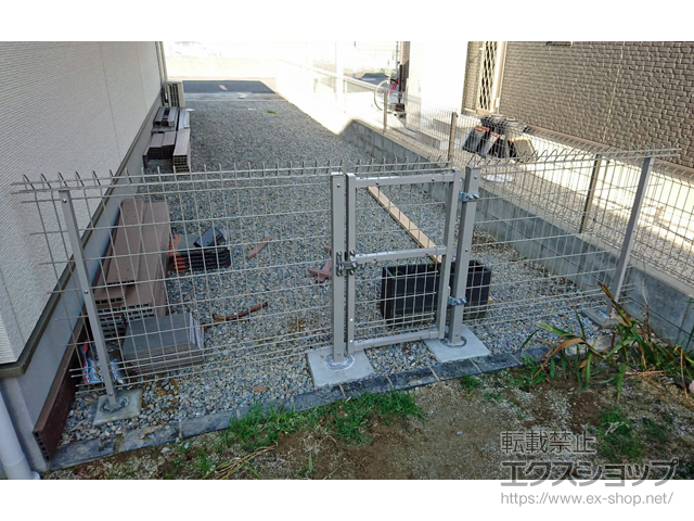 佐賀県唐津市のの門扉 メッシュフェンスG10 門扉 片開き 柱使用 施工例