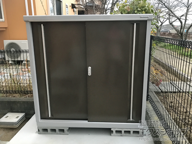 福岡県北九州市のの物置・屋外倉庫 シンプリー 一般型 1320×615×1303 MJX-136C-P-TB 施工例