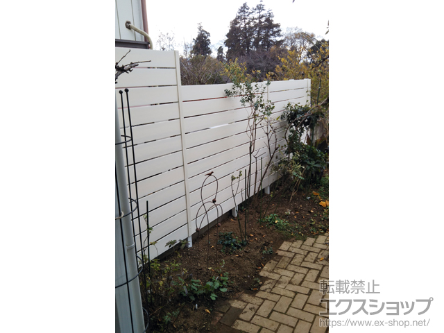 茨城県牛久市ののフェンス・柵 プラドフェンス ジョイントあり仕様 板10段/12段 隙間10mm 施工例