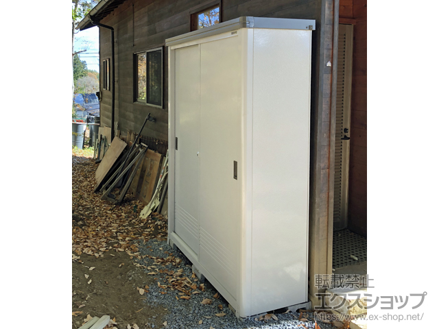 山梨県北杜市のの物置・屋外倉庫 エポミニ 断熱構造 1500×510×1910（YMEM-1505H） YMEM-1505H-DB 施工例