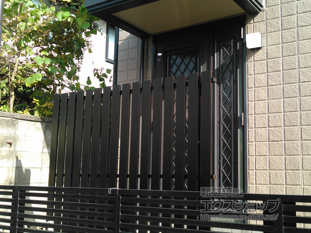 奈良県生駒郡斑鳩町ののフェンス・柵 ルシアス スクリーンフェンスS04型 たて板格子 自由柱施工 施工例