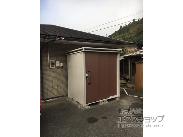 高知県土佐郡土佐町のヨドコウの物置・収納・屋外倉庫 エルモ 積雪型 1870×1520×2120（LMDS-1815） LMDS-1815-MR 施工例
