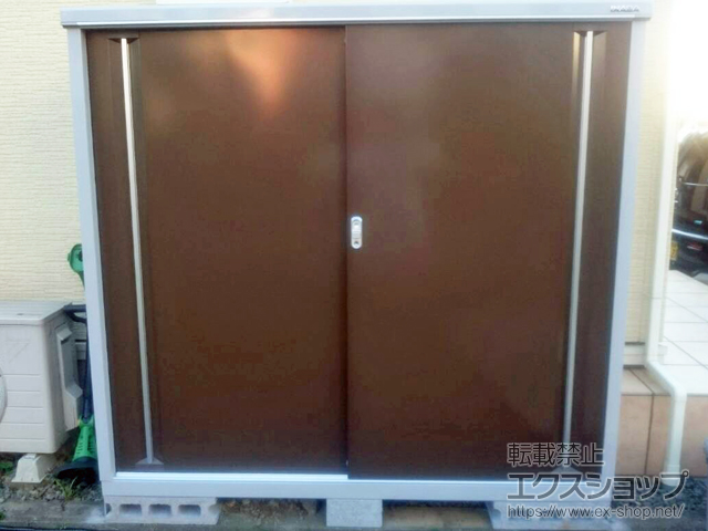 神奈川県厚木市のの物置・屋外倉庫 シンプリー 一般型 1740×615×1603 MJX-176D-P-TB 施工例