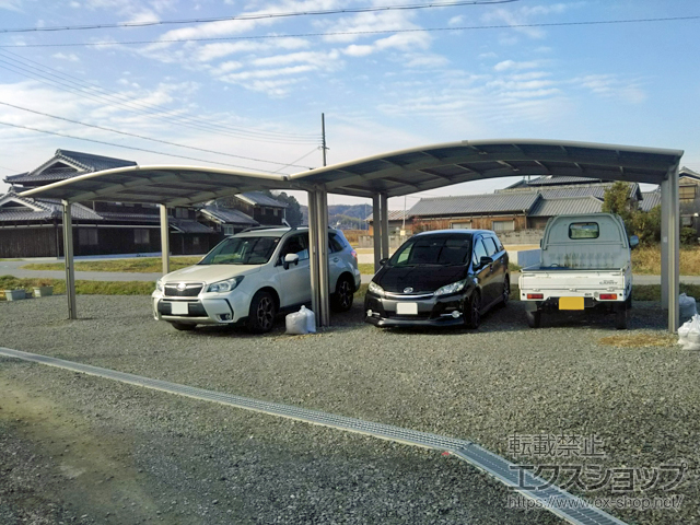 兵庫県加西市ののカーポート ネスカR (ラウンドスタイル) ワイド 積雪〜20cm対応 施工例