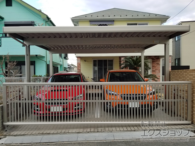 神奈川県横浜市ののカーポート レオンポートneo 2台用 角柱4本仕様 積雪〜50cm対応 施工例