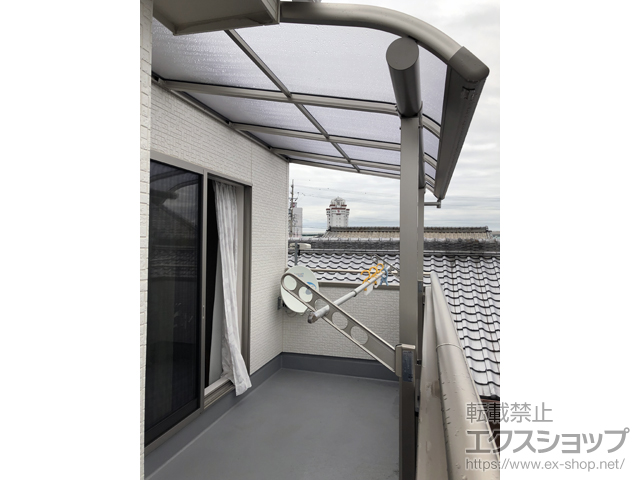 愛知県稲沢市ののバルコニー・ベランダ屋根 プレシオステラス R型 屋根タイプ 単体 積雪〜20cm対応 施工例