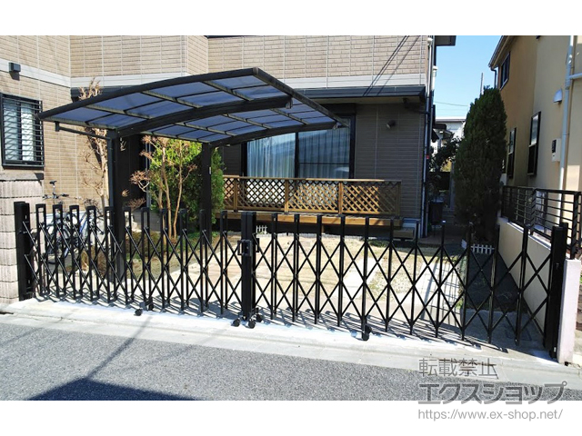 東京都杉並区ののカーゲート カムフィM 両開きタイプ ガイドレールタイプ*後付けタイプ 60W(30S+30M) 施工例