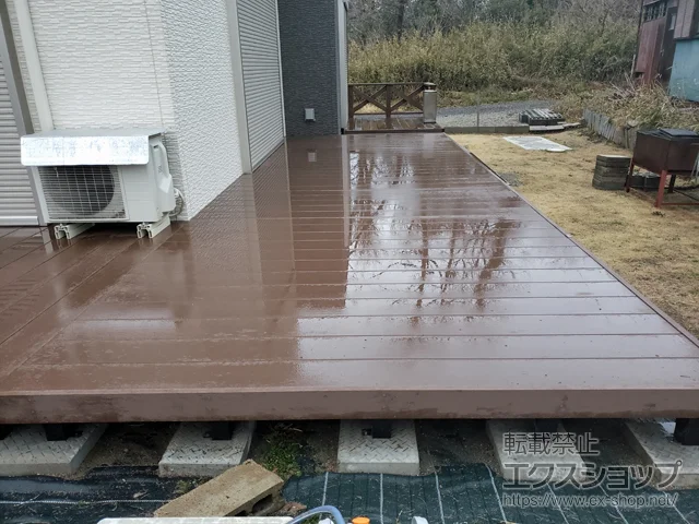 ��t�����s��YKKAP�̃E�b�h�f�b�L ���E�b�h�f�b�L 200 �{�H��