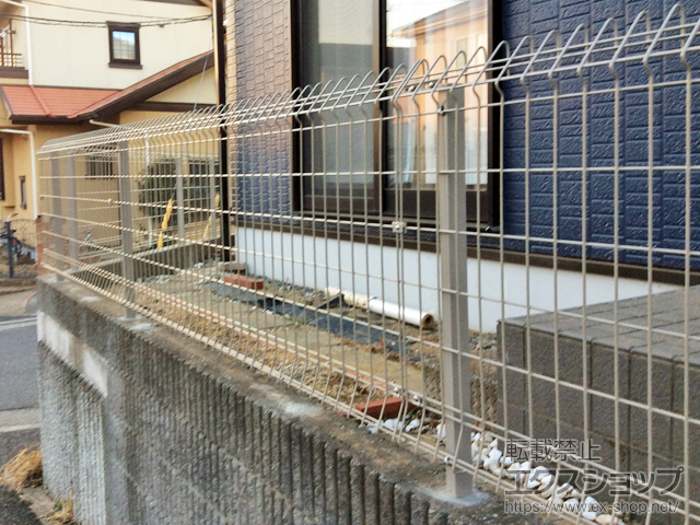 千葉県千葉市ののフェンス・柵 メッシュフェンスG10-R 自由柱 施工例