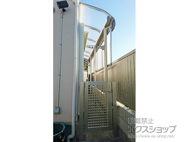 静岡県静岡市のの門扉 シンプレオ門扉7型 井桁格子 片開き 門柱使用 施工例