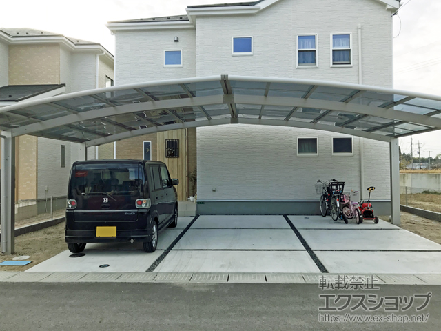 広島県東広島市ののカーポート レイナトリプルポートグラン　積雪〜20cm対応 施工例