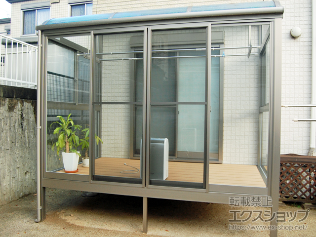 佐賀県鳥栖市ののテラス囲い・サンルーム サニージュ R型 床納まり ランマ無 積雪〜20cm対応 施工例