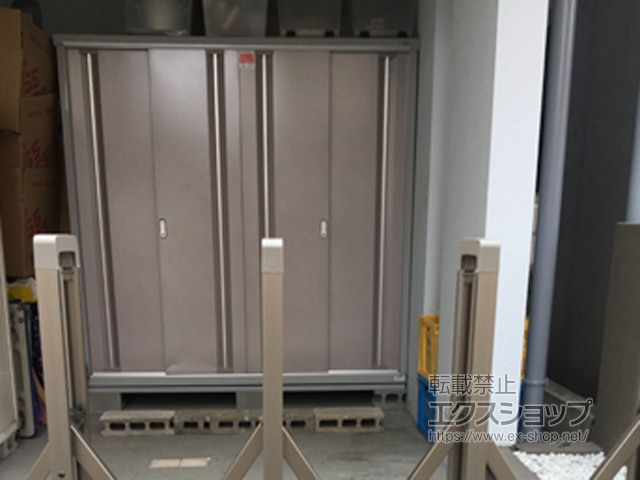 東京都板橋区のの物置・屋外倉庫 シンプリー 一般型 1940×755×1903 MJX-197E-AR 施工例