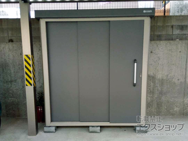 新潟県新潟市のの物置・屋外倉庫 エスケーエイト SK8-50 一般型 1800×800×1940 SK8-50-GK 施工例
