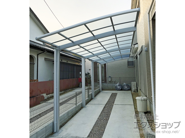 奈良県奈良市ののカーポート ネスカR (ラウンドスタイル) 縦連棟 積雪〜20cm対応 施工例