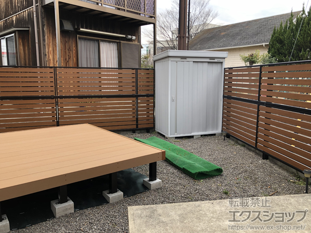 滋賀県守山市ののフェンス・柵 モクアルフェンス 横板タイプ 2段支柱 自立建て用（パネル2段） 施工例