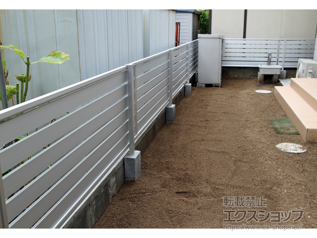 神奈川県座間市ののフェンス・柵 シンプレオフェンスSY1型 横スリット 自由柱施工 施工例