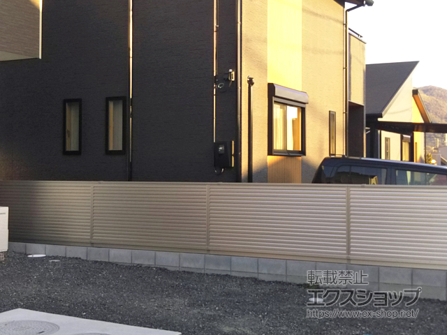 山口県防府市ののフェンス・柵 ミエーネフェンス 目隠しルーバータイプ 自由柱施工 施工例