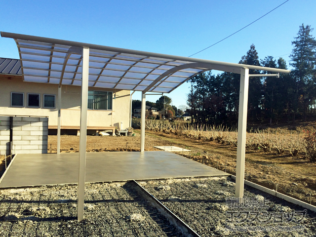 群馬県邑楽郡大泉町ののカーポート レイナツインポートグラン　積雪〜20cm対応 施工例