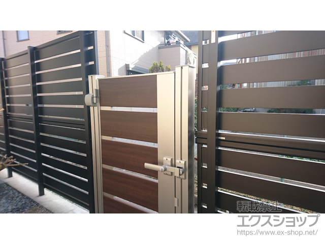 兵庫県加古川市のの門扉 ルシアス門扉BW01型 横スリット 片開き 複合カラー 門柱使用 施工例