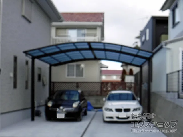 和歌山県西牟婁郡白浜町のYKKAPのカーポート レイナツインポートグラン　積雪～20cm対応 施工例