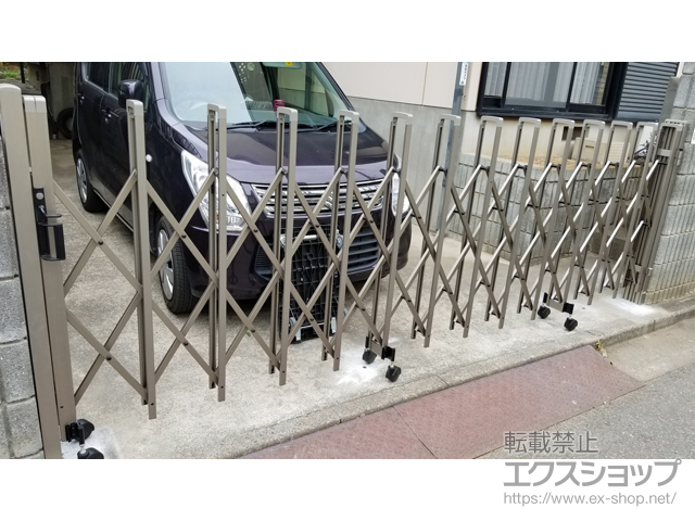 千葉県鎌ケ谷市ののカーゲート トリップゲート RB型 ノンレール 片開き 38S 施工例